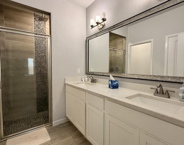 837 Magnolia Park Street - Photo Thumbnail 10