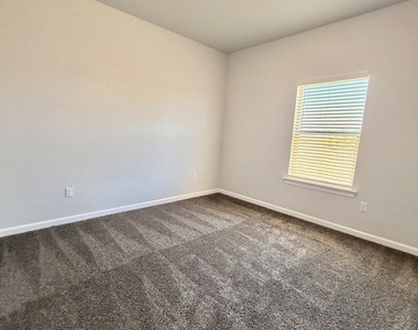 837 Magnolia Park Street - Photo Thumbnail 14