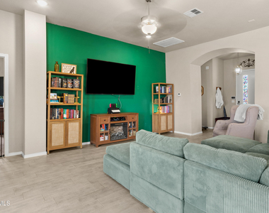12061 Hidden Gardens Place - Photo Thumbnail 4