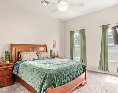 12061 Hidden Gardens Place - Photo Thumbnail 17