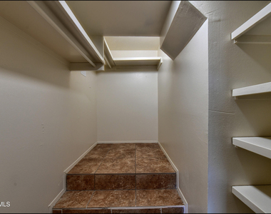 4800 N Stanton Street - Photo Thumbnail 40