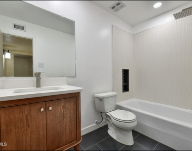4800 N Stanton Street - Photo Thumbnail 43