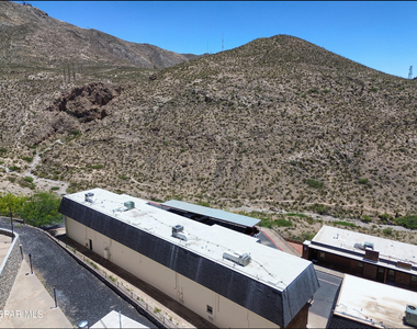 4800 N Stanton Street - Photo Thumbnail 58