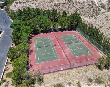 4800 N Stanton Street - Photo Thumbnail 76