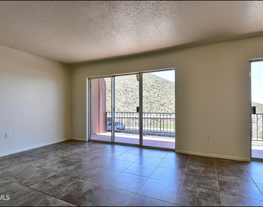 4800 N Stanton Street - Photo Thumbnail 24