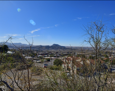 4800 N Stanton Street - Photo Thumbnail 78
