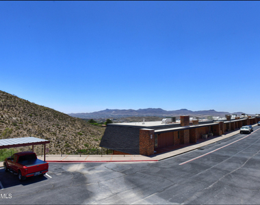 4800 N Stanton Street - Photo Thumbnail 51