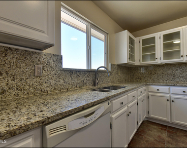 4800 N Stanton Street - Photo Thumbnail 32