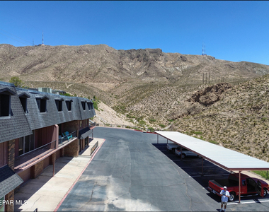 4800 N Stanton Street - Photo Thumbnail 57
