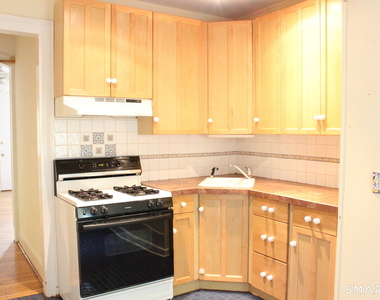 28 Cottage Street - Photo Thumbnail 3