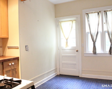 28 Cottage Street - Photo Thumbnail 5