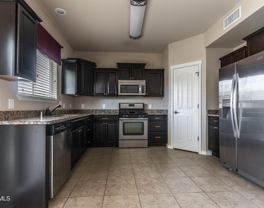 309 Calle Asti Street - Photo Thumbnail 11