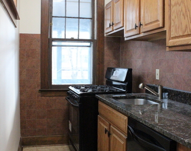 16 Woodland Street - Photo Thumbnail 6