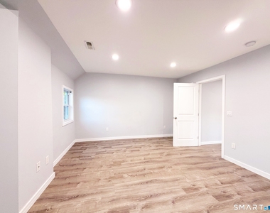 310 Alden Avenue - Photo Thumbnail 21