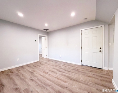 308 Alden Avenue - Photo Thumbnail 8