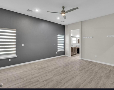 13729 Lago Vista Avenue - Photo Thumbnail 35