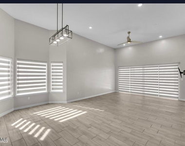 13729 Lago Vista Avenue - Photo Thumbnail 27