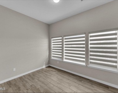 13729 Lago Vista Avenue - Photo Thumbnail 14