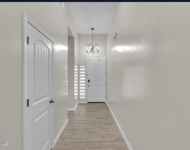 13729 Lago Vista Avenue - Photo Thumbnail 13