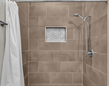 13729 Lago Vista Avenue - Photo Thumbnail 8