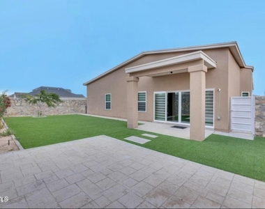 13729 Lago Vista Avenue - Photo Thumbnail 43