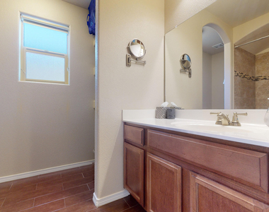 6689 Red Canyon Sage Lane - Photo Thumbnail 25