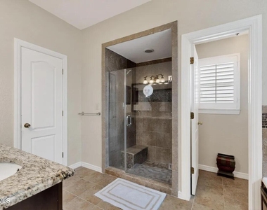 6909 Desert Canyon Drive - Photo Thumbnail 18