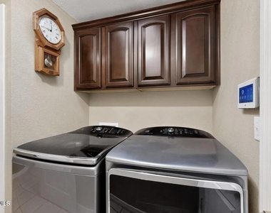 6909 Desert Canyon Drive - Photo Thumbnail 27