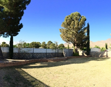 4616 Marissa Drive - Photo Thumbnail 2