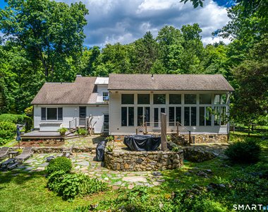 896 Westport Road - Photo Thumbnail 31