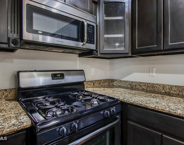 2504 Eastern Sky Street - Photo Thumbnail 14