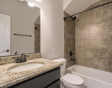 2504 Eastern Sky Street - Photo Thumbnail 23