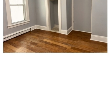 240 Madison Avenue - Photo Thumbnail 4