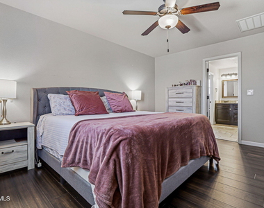 14745 Orsten Artis Avenue - Photo Thumbnail 30