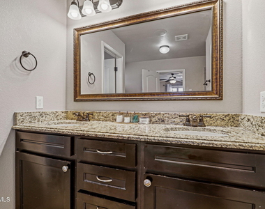 14745 Orsten Artis Avenue - Photo Thumbnail 38