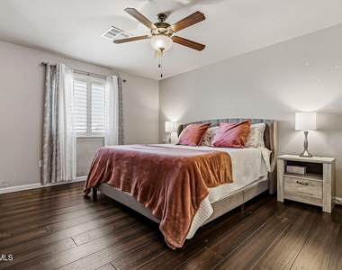 14745 Orsten Artis Avenue - Photo Thumbnail 29