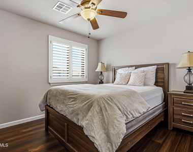 14745 Orsten Artis Avenue - Photo Thumbnail 23