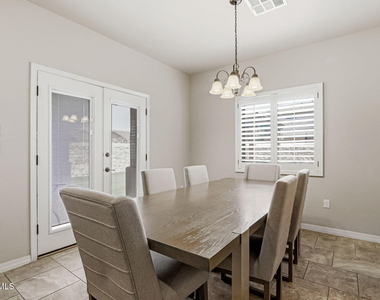 14745 Orsten Artis Avenue - Photo Thumbnail 10