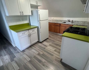 178 Clarence Street - Photo Thumbnail 4