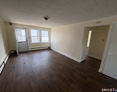 238 Main Street - Photo Thumbnail 2