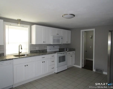 1404 West Street - Photo Thumbnail 2