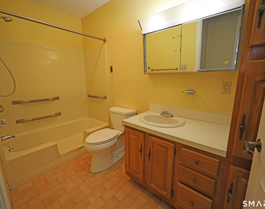 47 Highland Street - Photo Thumbnail 4