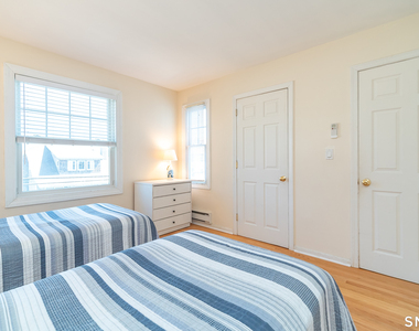 21 Atlantic Avenue - Photo Thumbnail 15