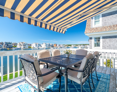 21 Atlantic Avenue - Photo Thumbnail 22