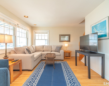 21 Atlantic Avenue - Photo Thumbnail 5