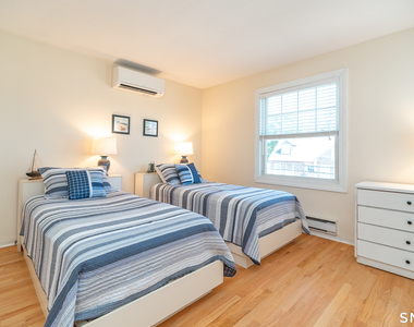 21 Atlantic Avenue - Photo Thumbnail 14