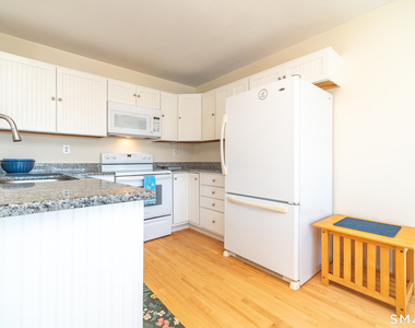 21 Atlantic Avenue - Photo Thumbnail 9