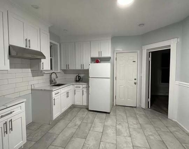 178 Clarence Street - Photo Thumbnail 7