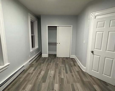 178 Clarence Street - Photo Thumbnail 3
