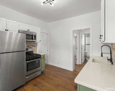 768 Stratford Avenue - Photo Thumbnail 12